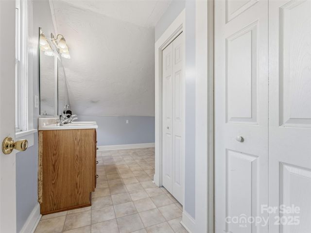 411 Walker Street, Columbus, NC 28722