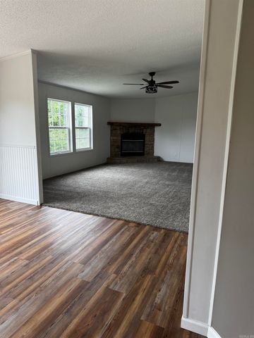130 Hollis Road, Clinton, AR 72031