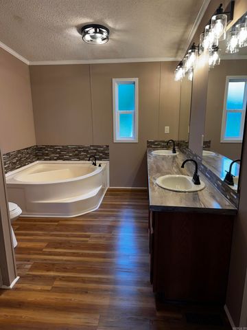130 Hollis Road, Clinton, AR 72031