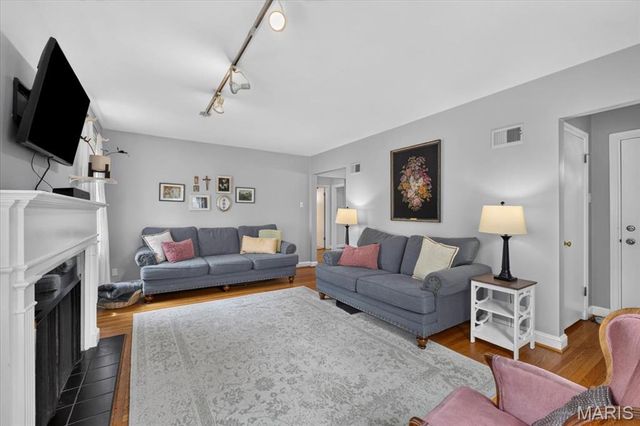 837 Warder Avenue, St Louis, MO 63130