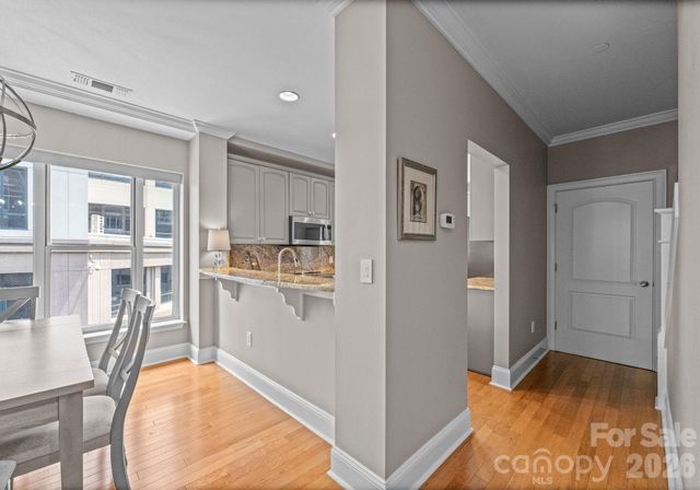400 N Church Street 422, Charlotte, NC 28202