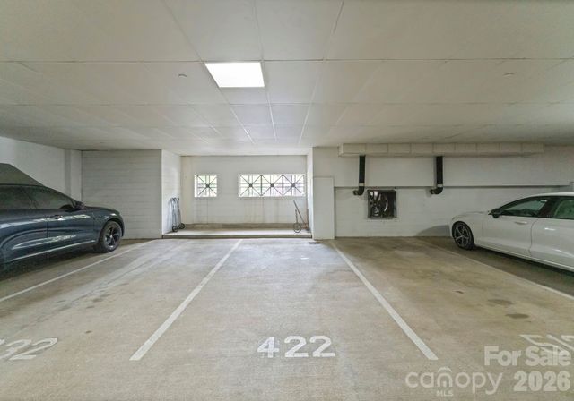 400 N Church Street 422, Charlotte, NC 28202