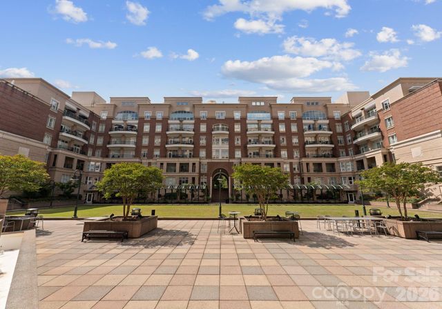 400 N Church Street 422, Charlotte, NC 28202