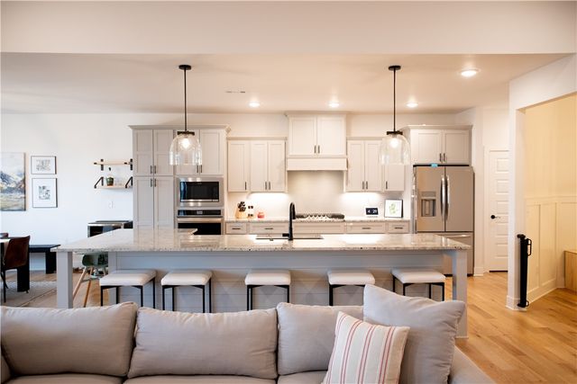 1111 Red Maple Street, Centerton, AR 72719