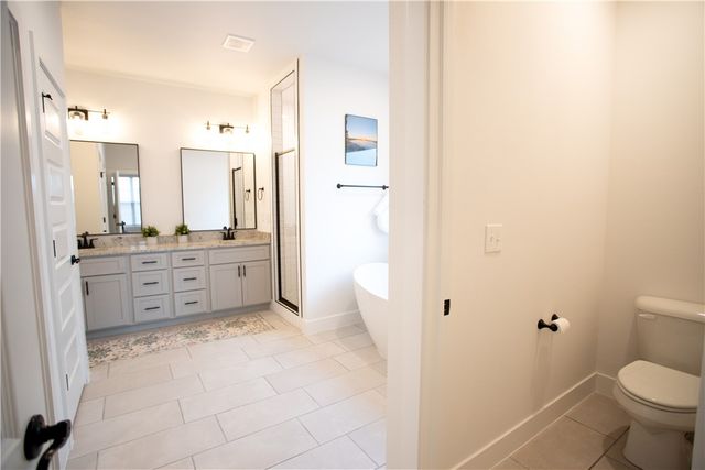 1111 Red Maple Street, Centerton, AR 72719