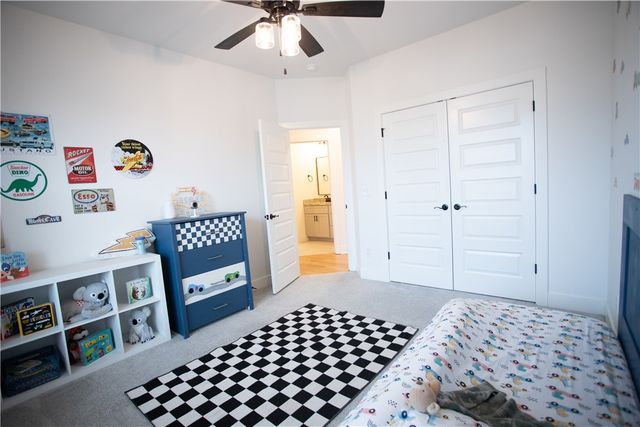 1111 Red Maple Street, Centerton, AR 72719