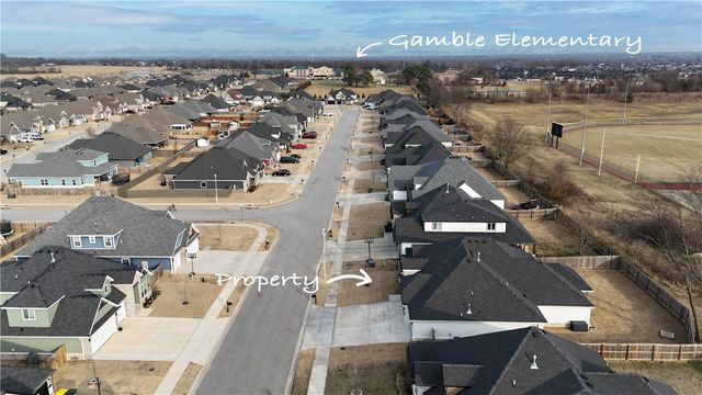 1111 Red Maple Street, Centerton, AR 72719