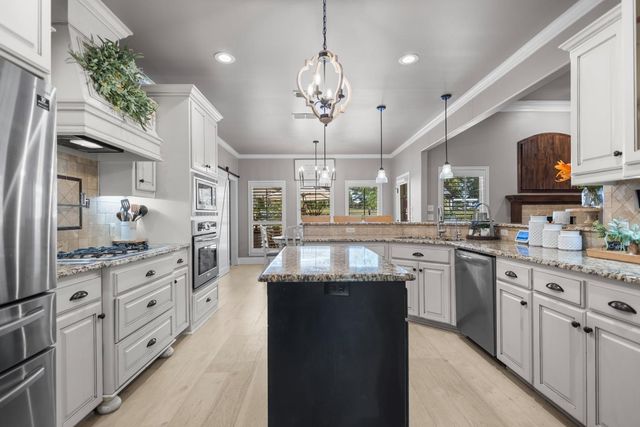 11176 Fox Trail, Flint, TX 75762