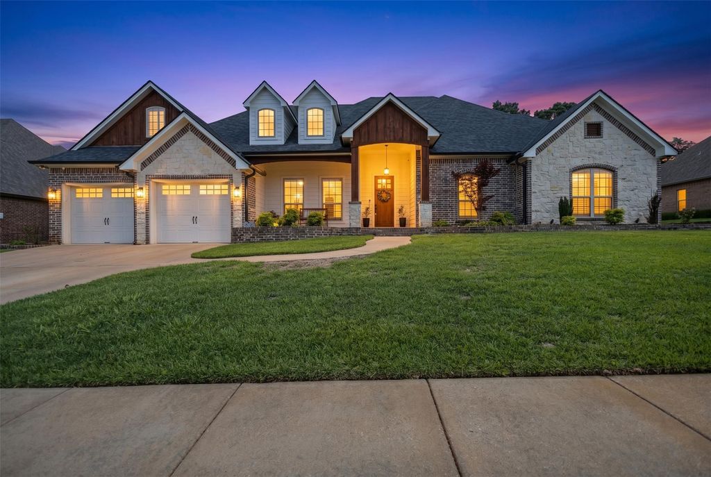 11176 Fox Trail, Flint, TX 75762