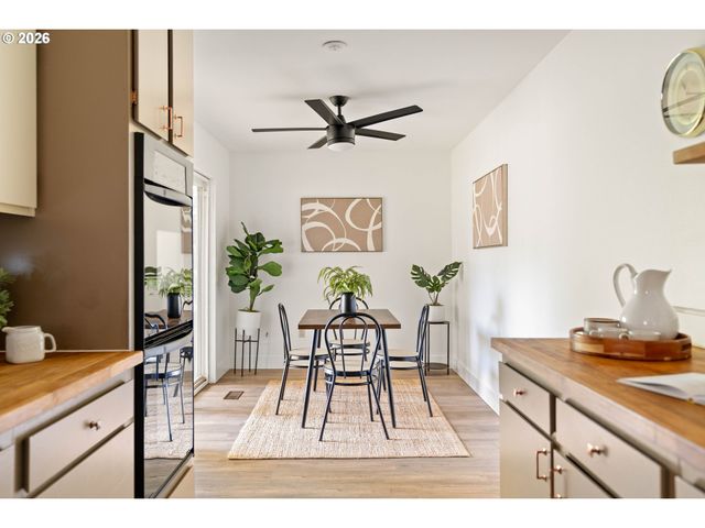 6725 Se CATALINA Ln, Milwaukie, OR 97222