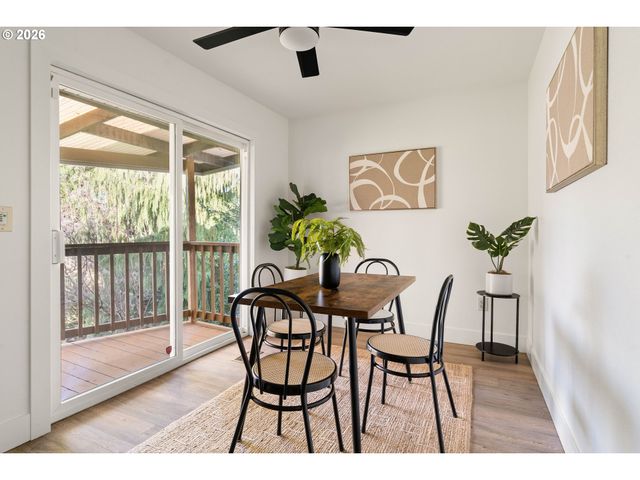 6725 Se CATALINA Ln, Milwaukie, OR 97222