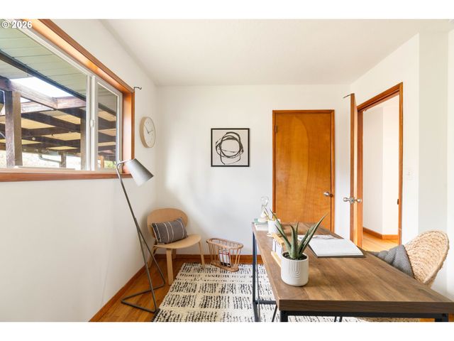 6725 Se CATALINA Ln, Milwaukie, OR 97222