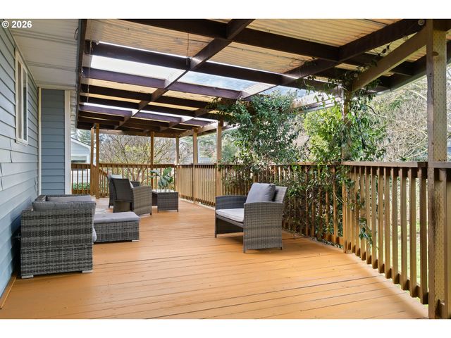 6725 Se CATALINA Ln, Milwaukie, OR 97222