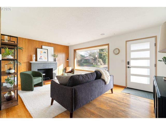 6725 Se CATALINA Ln, Milwaukie, OR 97222