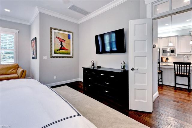 302 Page ST, Williamsburg, VA 23185