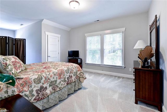 302 Page ST, Williamsburg, VA 23185