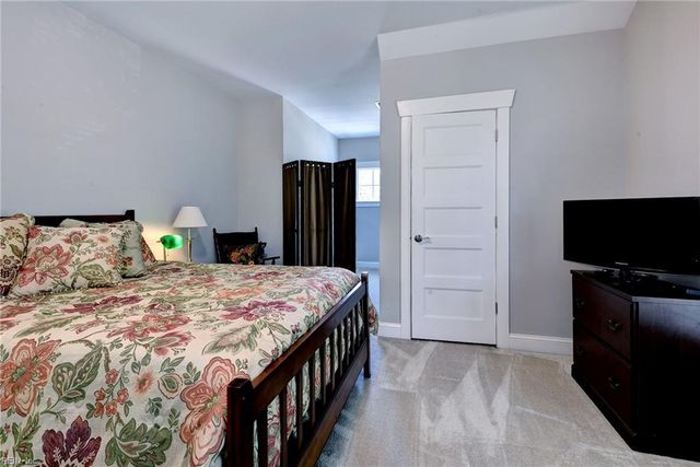 302 Page ST, Williamsburg, VA 23185
