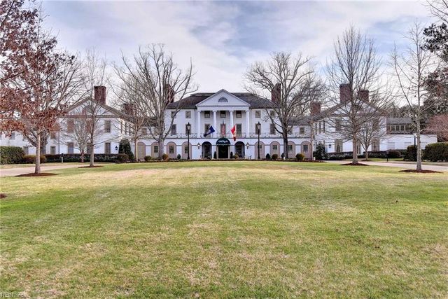 302 Page ST, Williamsburg, VA 23185