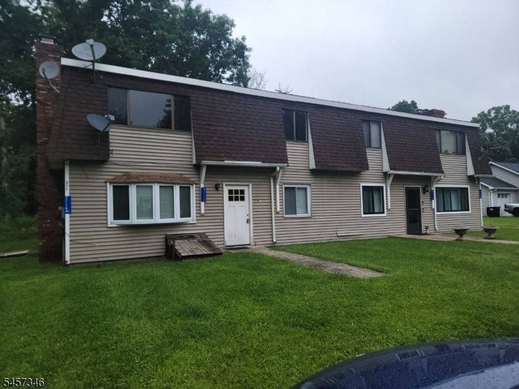 211 Lake Shore North C, Montague Twp., NJ 07827 — exterior