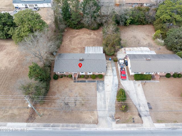 1007 Henderson Drive, Jacksonville, NC 28540