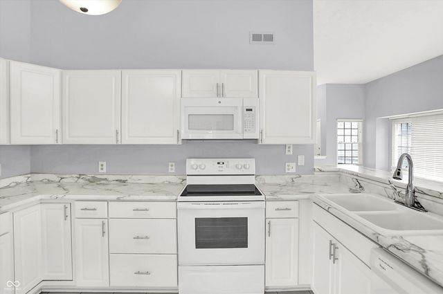 8852 Lahr Court, Indianapolis, IN 46256