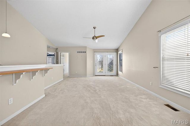 214 Maryland Drive 26B, O'fallon, MO 63366