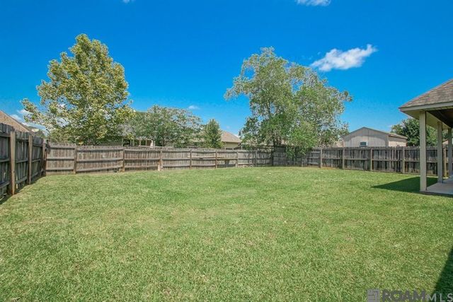 10109 Angela Dr, Denham Springs, LA 70706