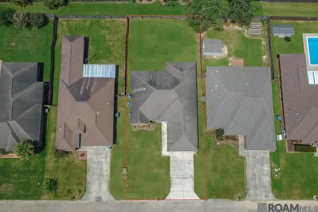 10109 Angela Dr, Denham Springs, LA 70706