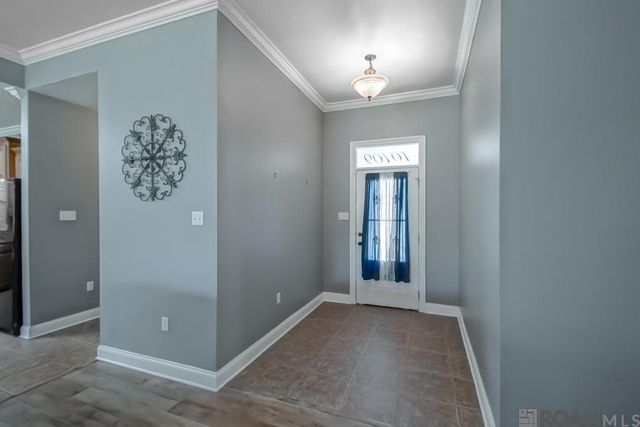 10109 Angela Dr, Denham Springs, LA 70706