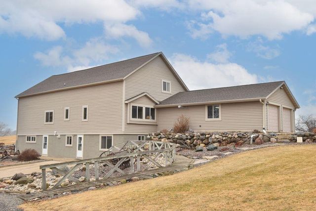 N1755 Sunset LANE, Campbellsport, WI 53010