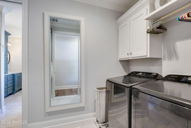 204 San Sebastian Drive, Youngsville, LA 70592