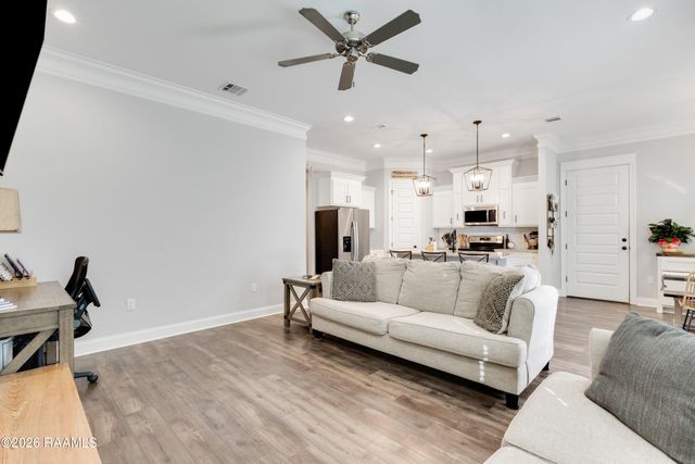 204 San Sebastian Drive, Youngsville, LA 70592