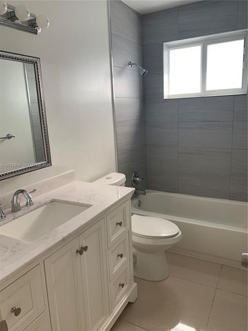 1200 SW 31st Avenue 1, Miami, FL 33135