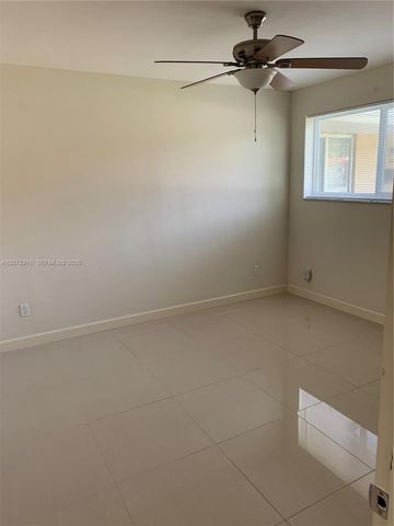 1200 SW 31st Avenue 1, Miami, FL 33135