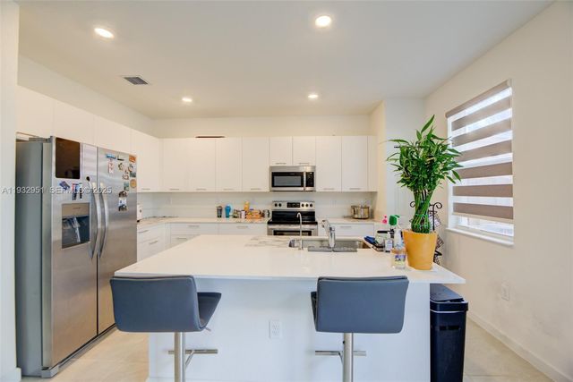 12604 NW 23rd Pl 0, Miami, FL 33167