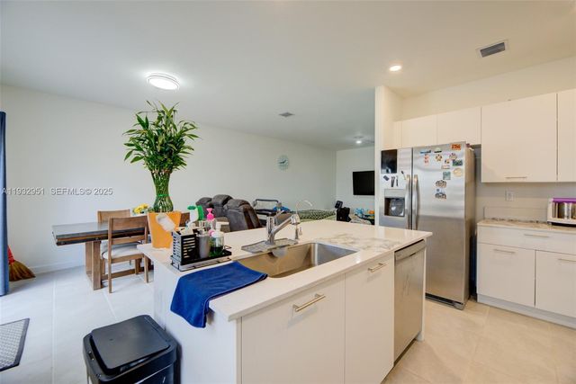 12604 NW 23rd Pl 0, Miami, FL 33167