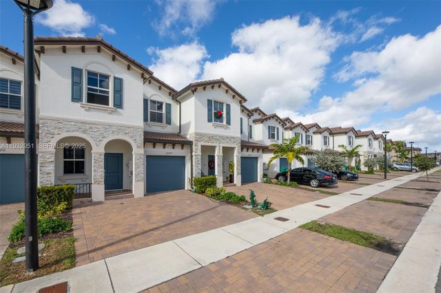 12604 NW 23rd Pl 0, Miami, FL 33167