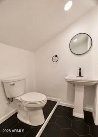 8540 N CENTRAL Avenue 1, Phoenix, AZ 85020