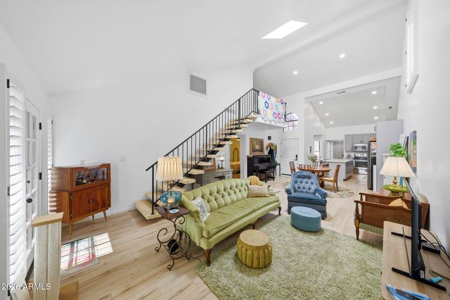 8540 N CENTRAL Avenue 1, Phoenix, AZ 85020