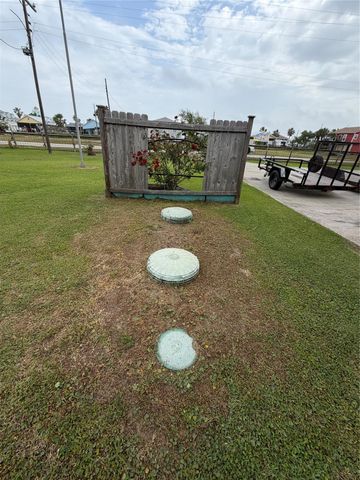 1270 N Monkhouse Drive, Crystal Beach, TX 77650