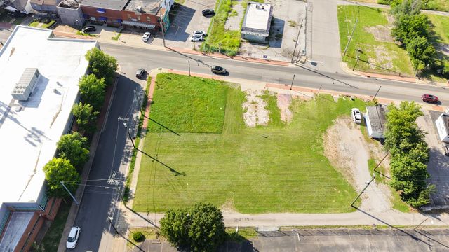 1034 14th Ave, N, Nashville, TN 37208