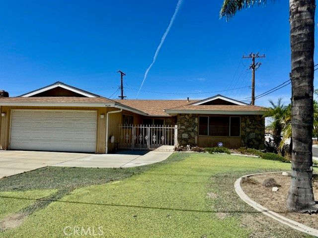 405 S Gilbert, Hemet, CA 92543
