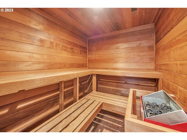 27725 Royal, Eugene, OR 97402
