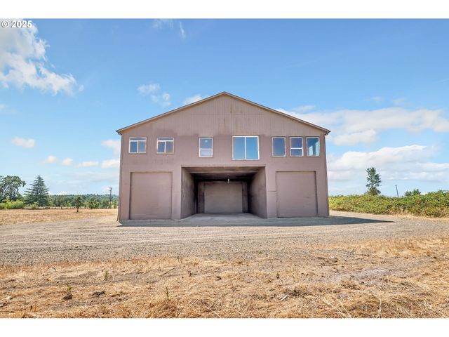27725 Royal, Eugene, OR 97402