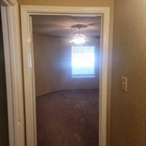 9797 Leawood Boulevard 206, Houston, TX 77099