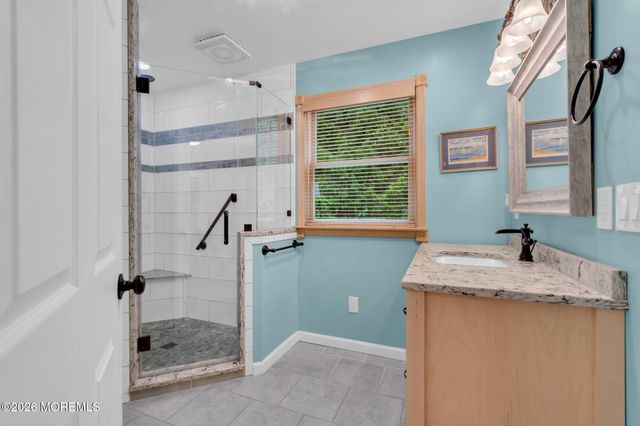 8 Rues Road, Cream Ridge, NJ 08514