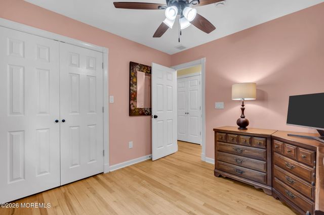 8 Rues Road, Cream Ridge, NJ 08514