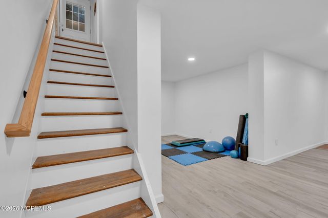 8 Rues Road, Cream Ridge, NJ 08514