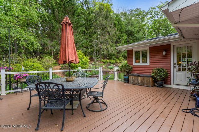 8 Rues Road, Cream Ridge, NJ 08514
