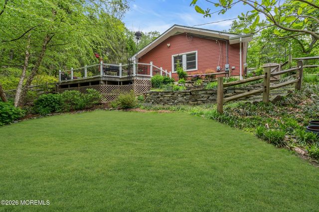 8 Rues Road, Cream Ridge, NJ 08514
